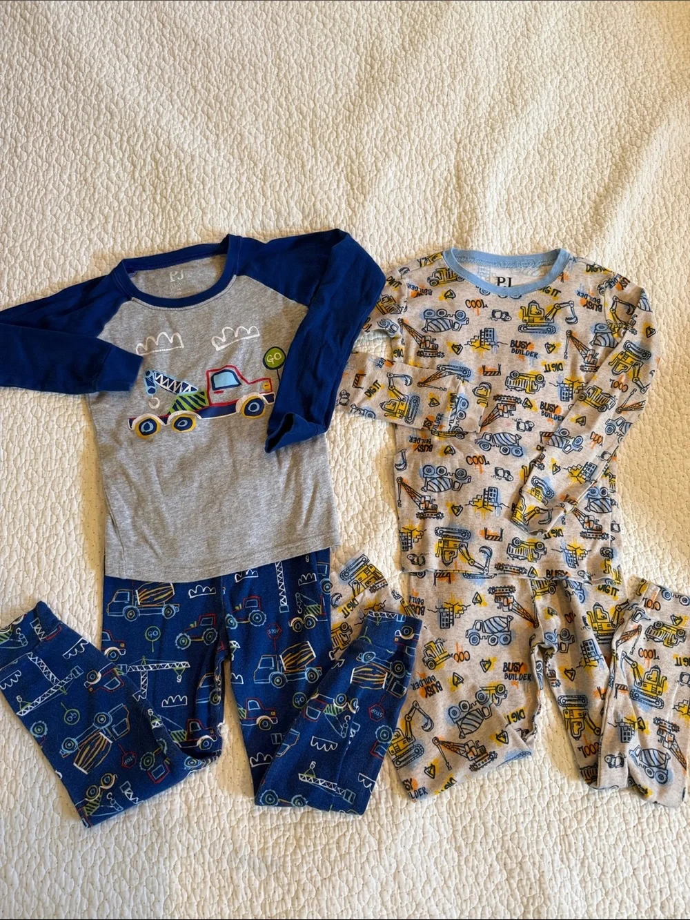 Boys pajama sets, sweat suit and shirts 13 pieces size 4T